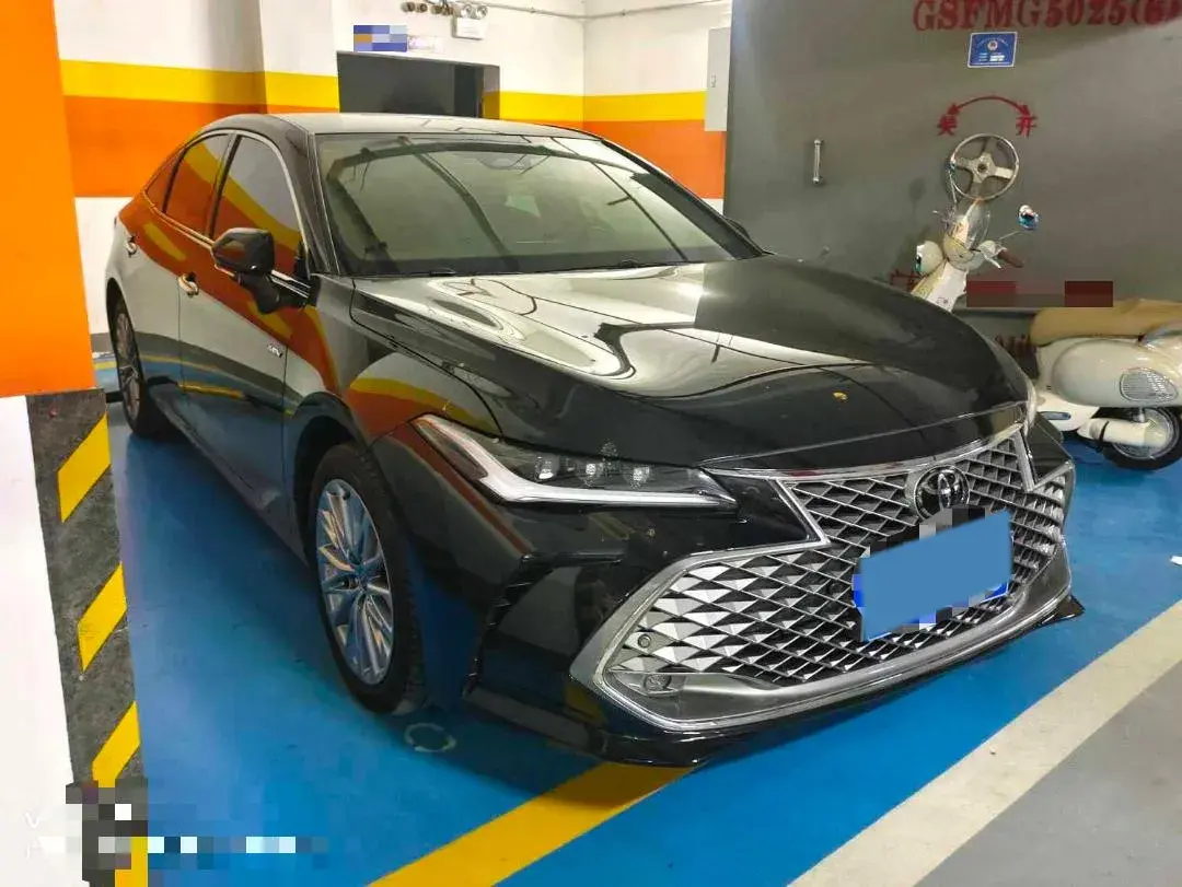 2024 TOYOTA AVALON thumbnail 3