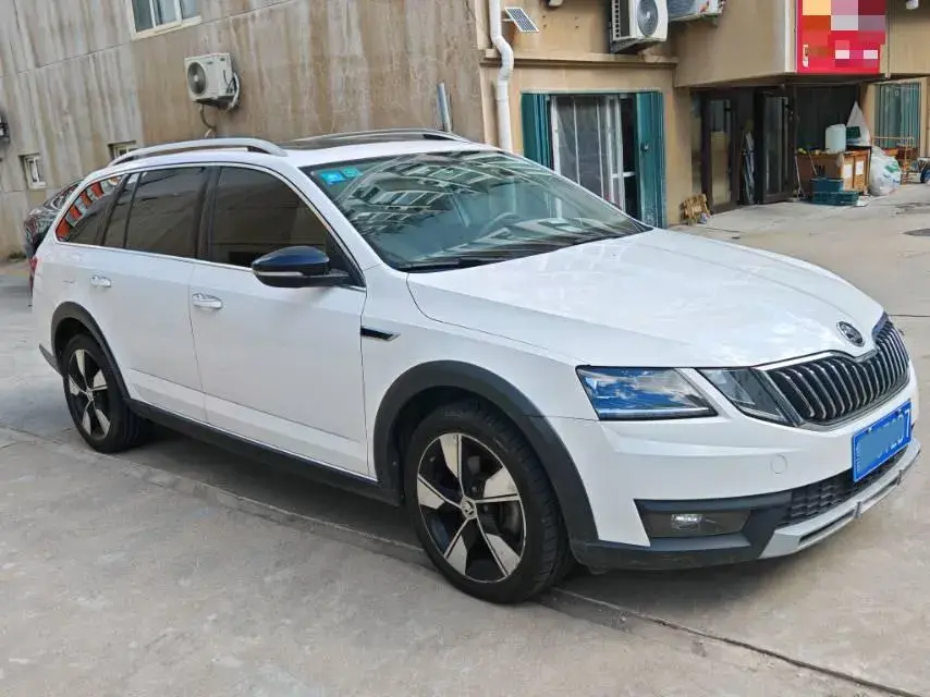 2018 SKODA OCTAVIA thumbnail 2