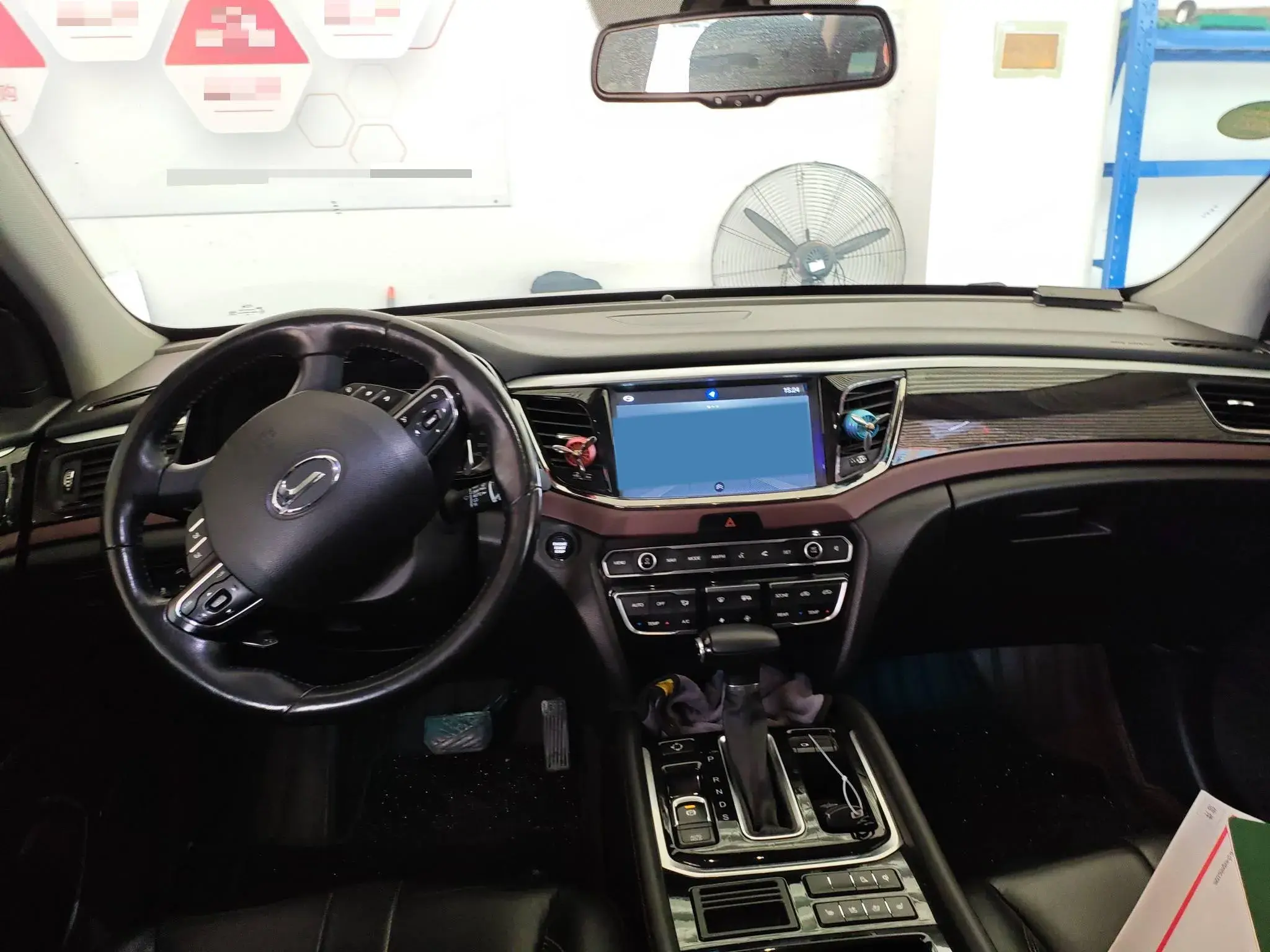 2017 GAC TRUMPCHI thumbnail 3