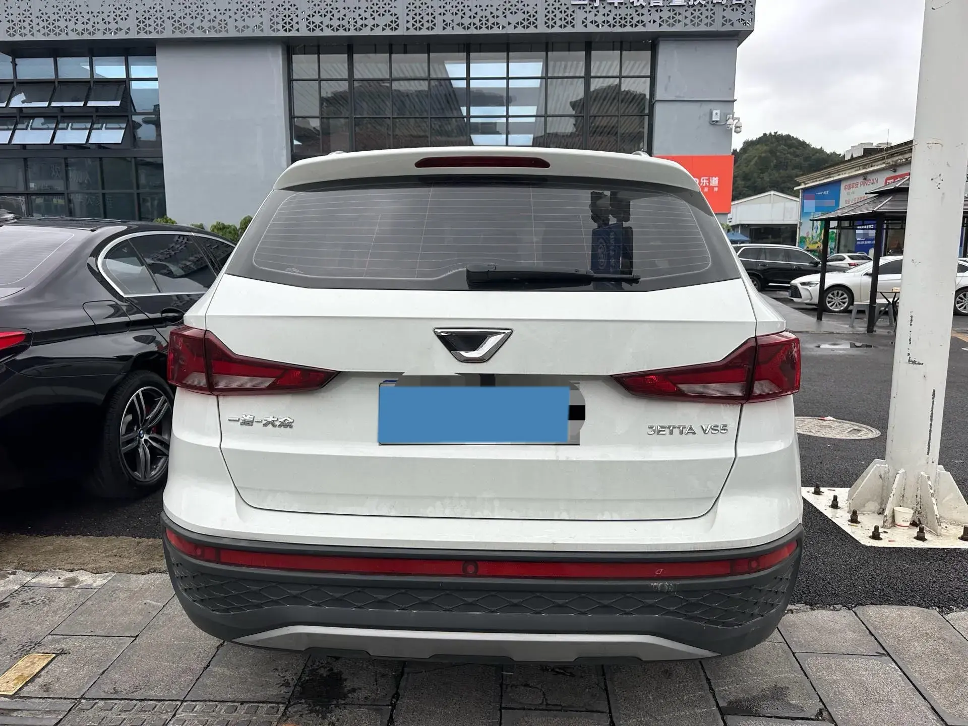 2022 JETTA VS5 thumbnail 3