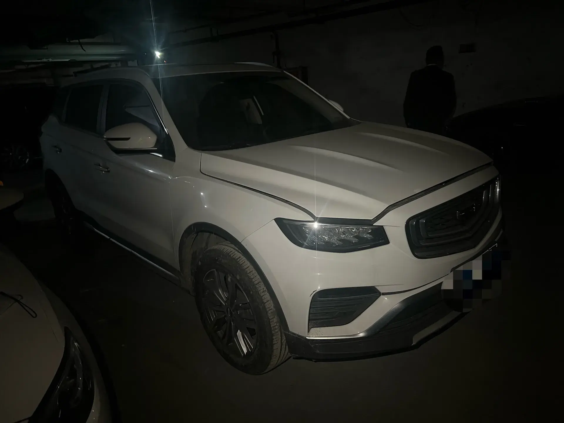 2020 GEELY AZKARRA thumbnail 3