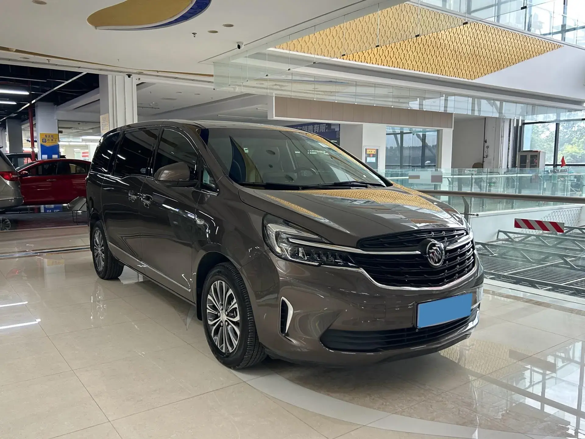 2022 BUICK GL8 thumbnail 3