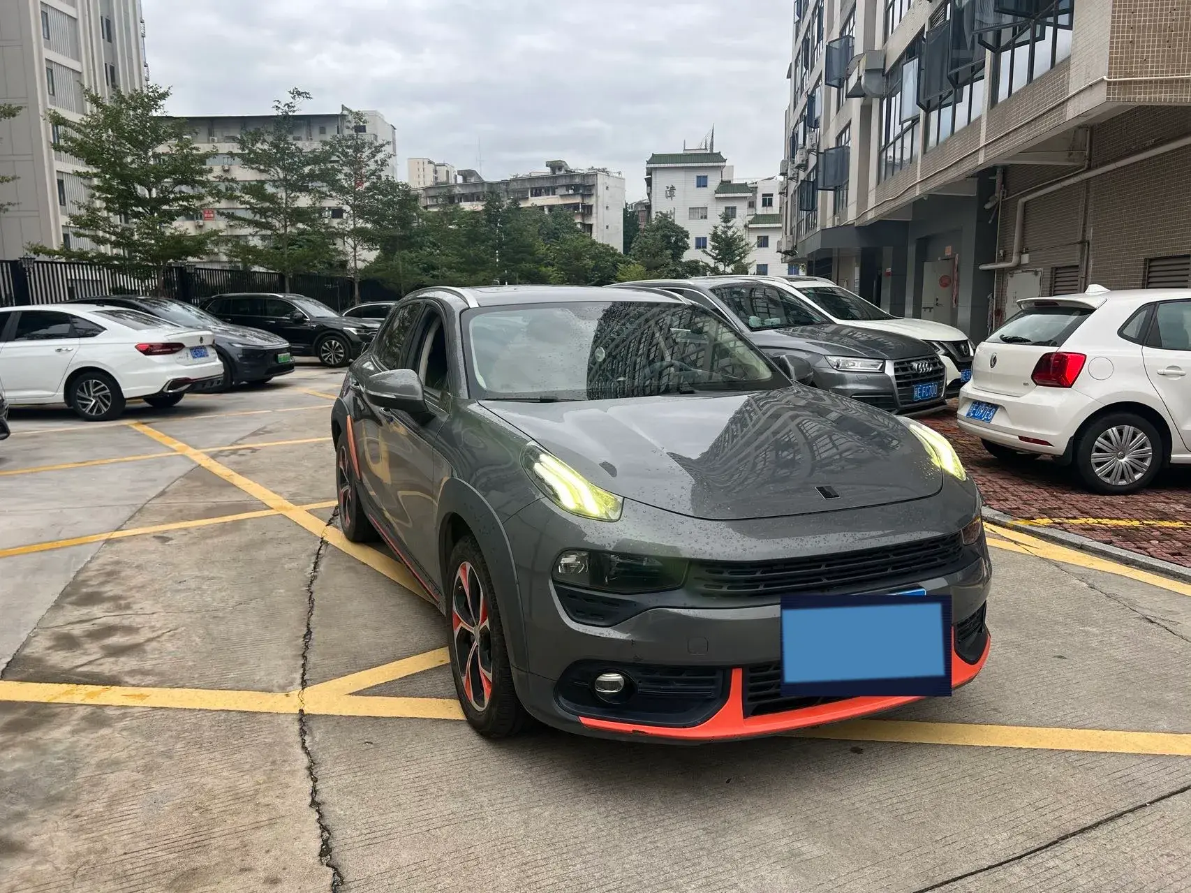 2019 LYNK&CO 02 thumbnail 3