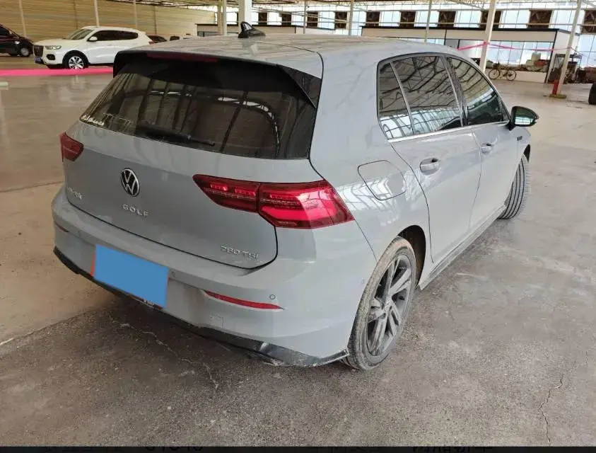 2021 VOLKSWAGEN GOLF thumbnail 2