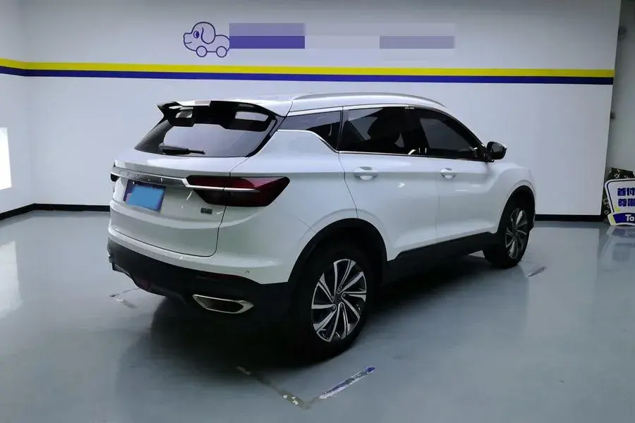 2019 GEELY COOLRAY thumbnail 2