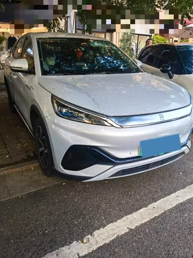 2022 BYD YUAN thumbnail 2