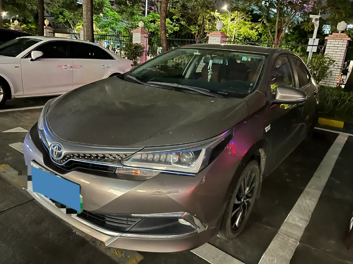 2019 Toyota Corolla Hybird E+ 1.8L 99HP L4 E-CVT PHEV 10.5KWH
