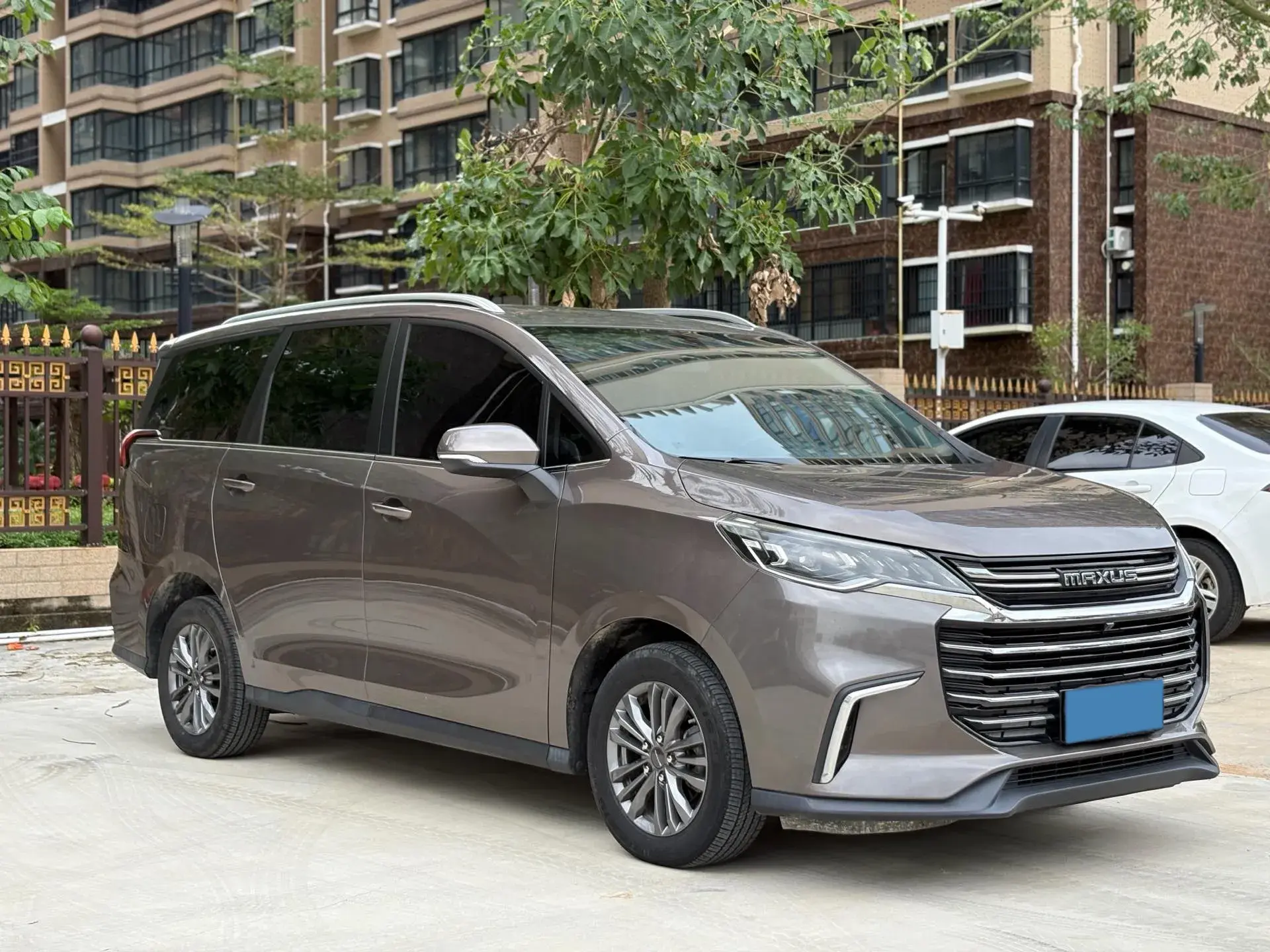 2019 MAXUS G50 thumbnail 3