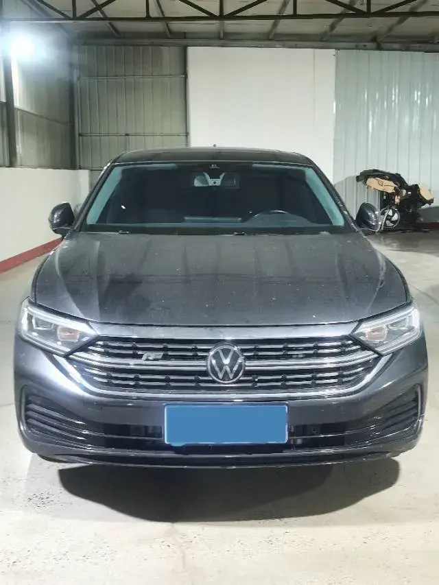 2022 VOLKSWAGEN SAGITAR thumbnail 2