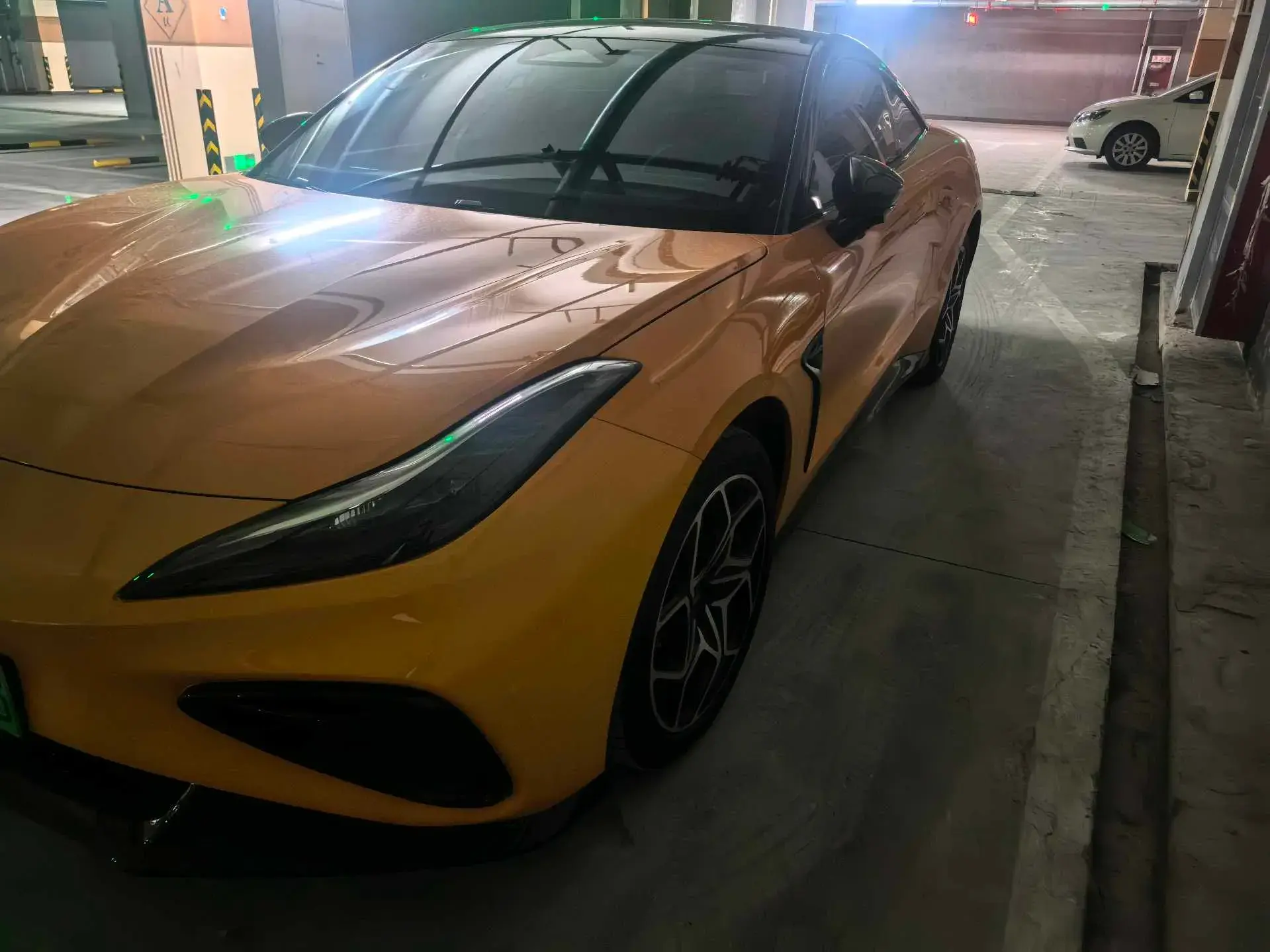 2023 NETA GT thumbnail 2