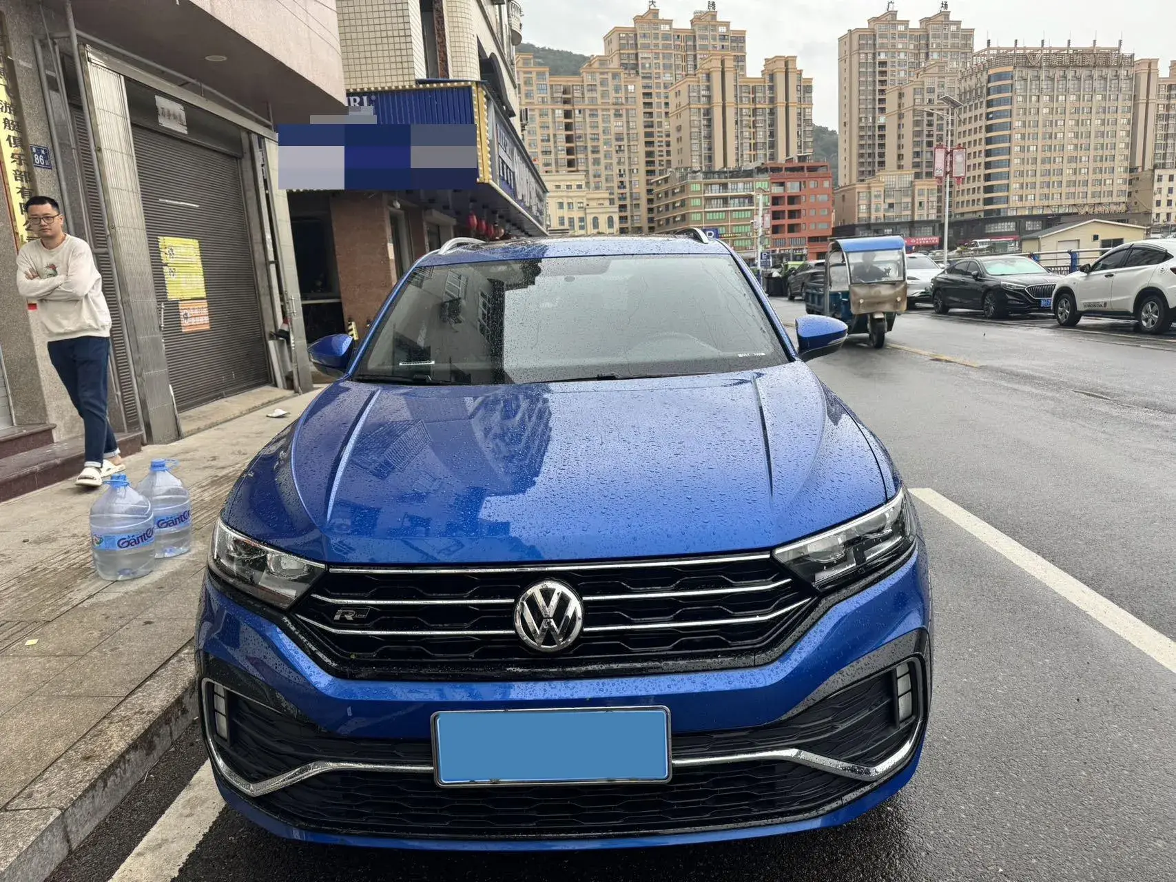 2020 VOLKSWAGEN T-ROC thumbnail 2
