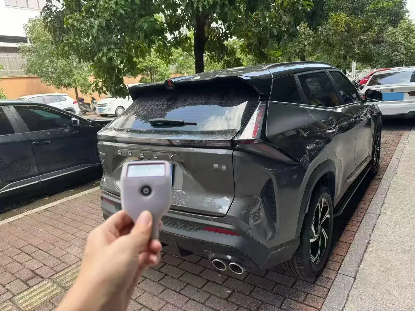 2024 GEELY AZKARRA thumbnail 2