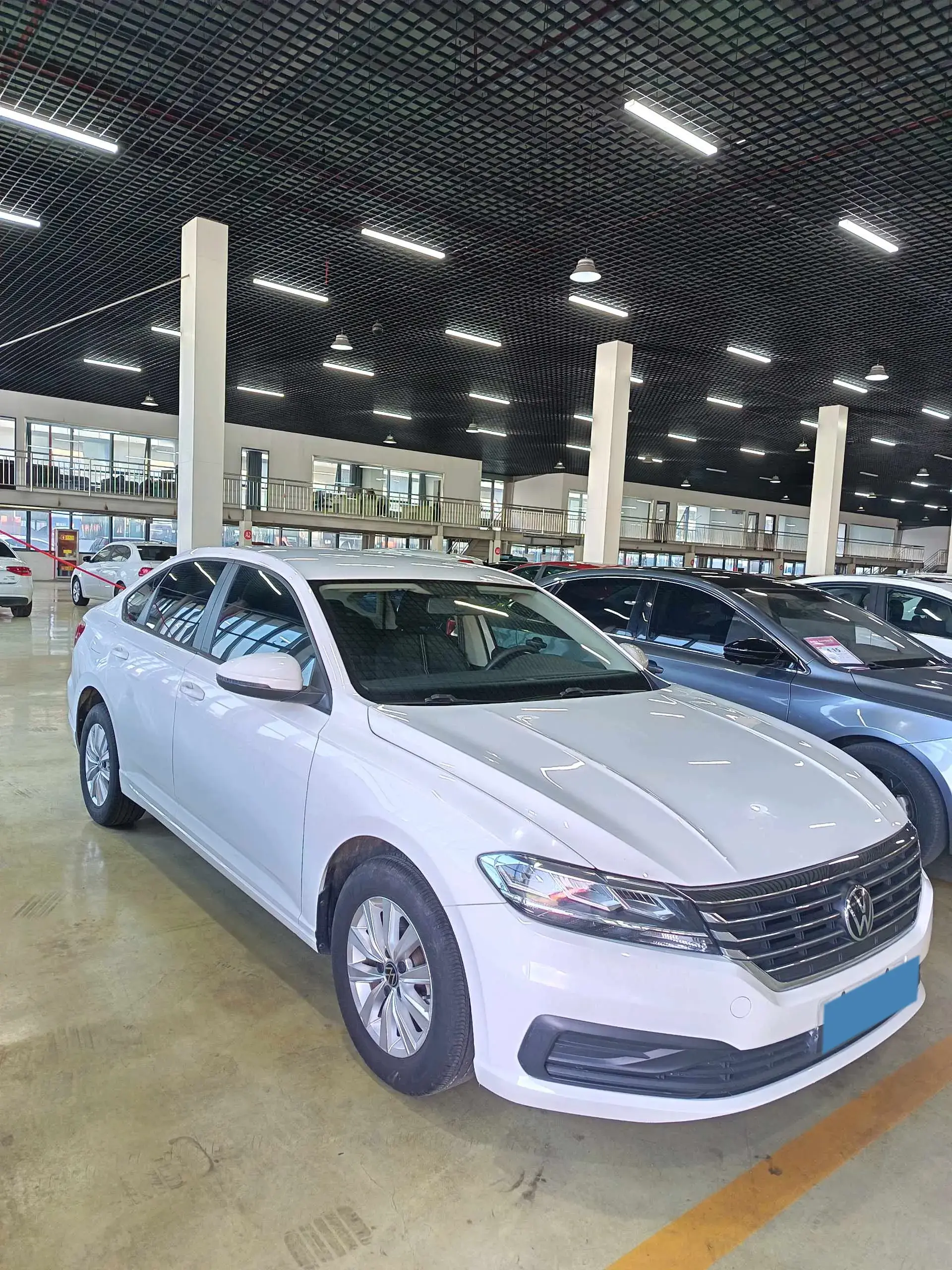 2022 VOLKSWAGEN LAVIDA thumbnail 3