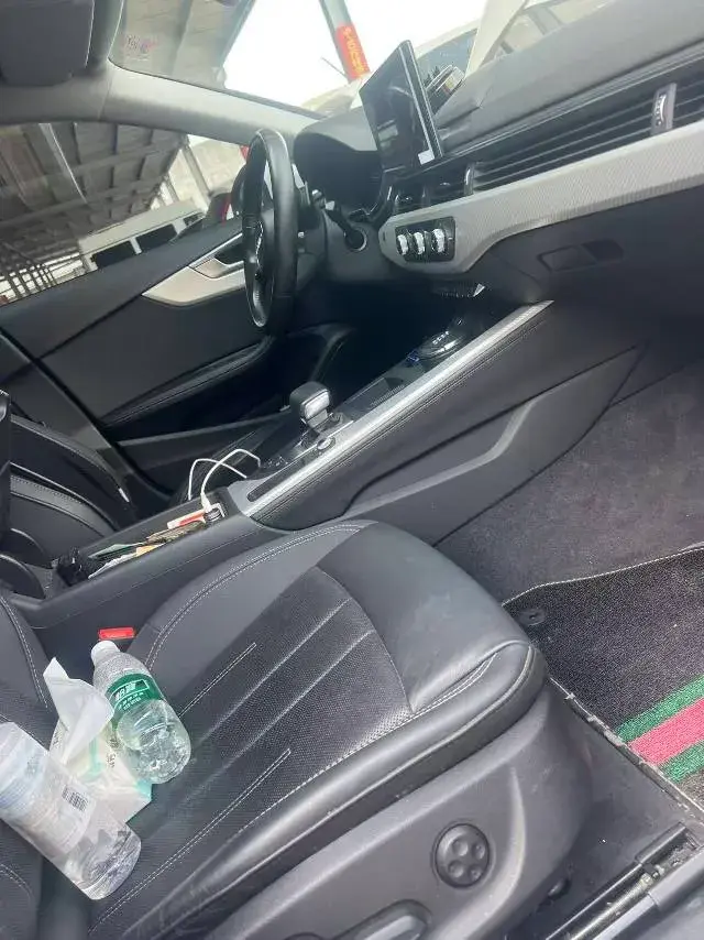 2020 AUDI A4L thumbnail 4