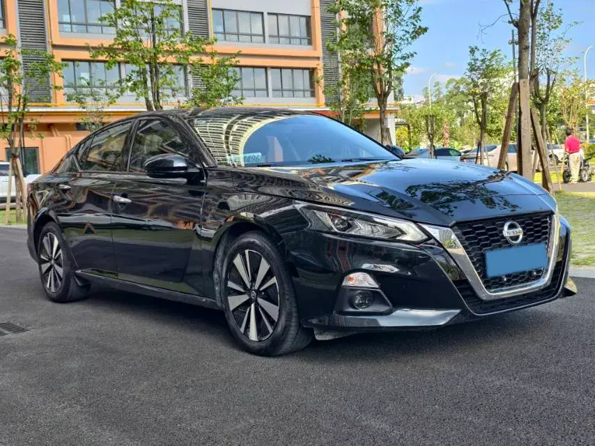 2021 NISSAN TEANA thumbnail 3