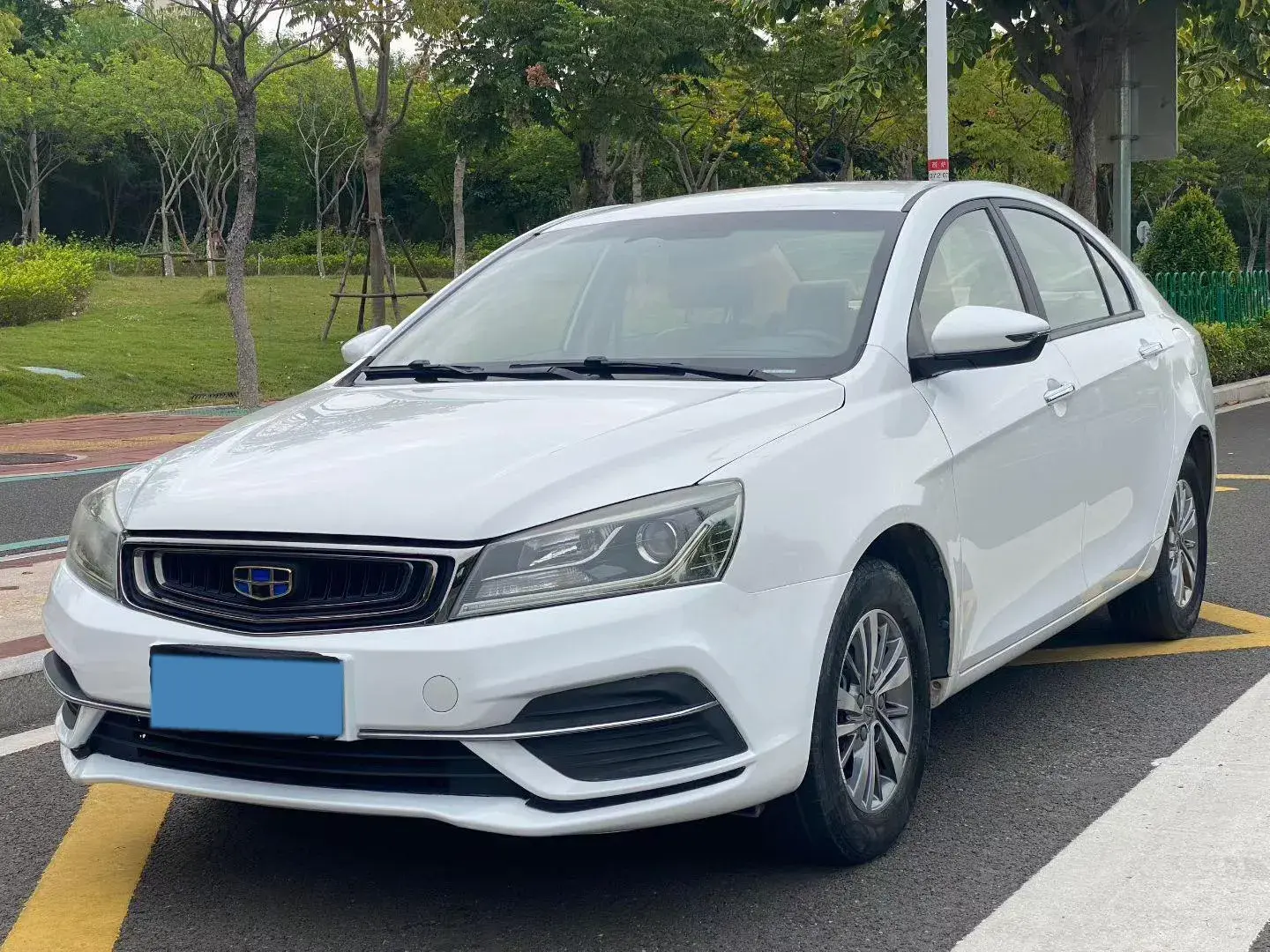 2018 GEELY EMGRAND view 1