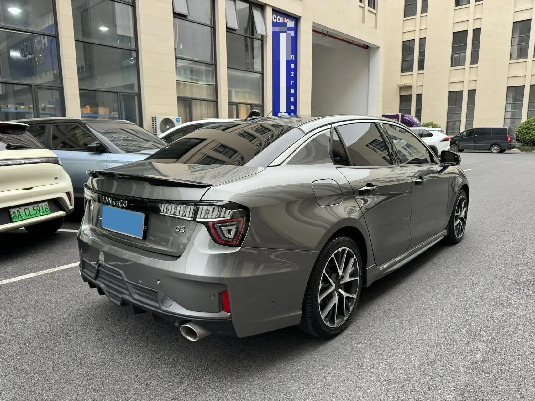 2021 LYNK&CO 03 thumbnail 2