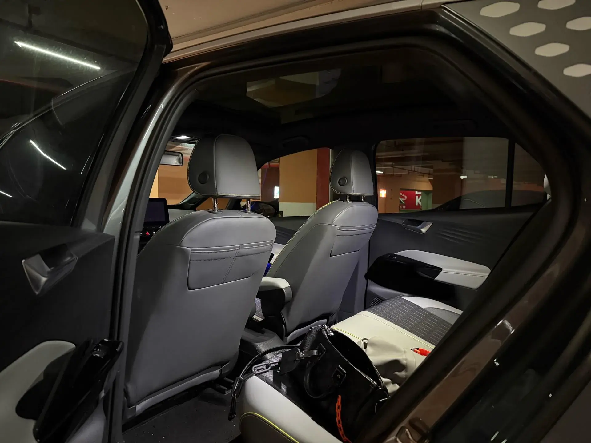 2022 VOLKSWAGEN ID.3 thumbnail 3