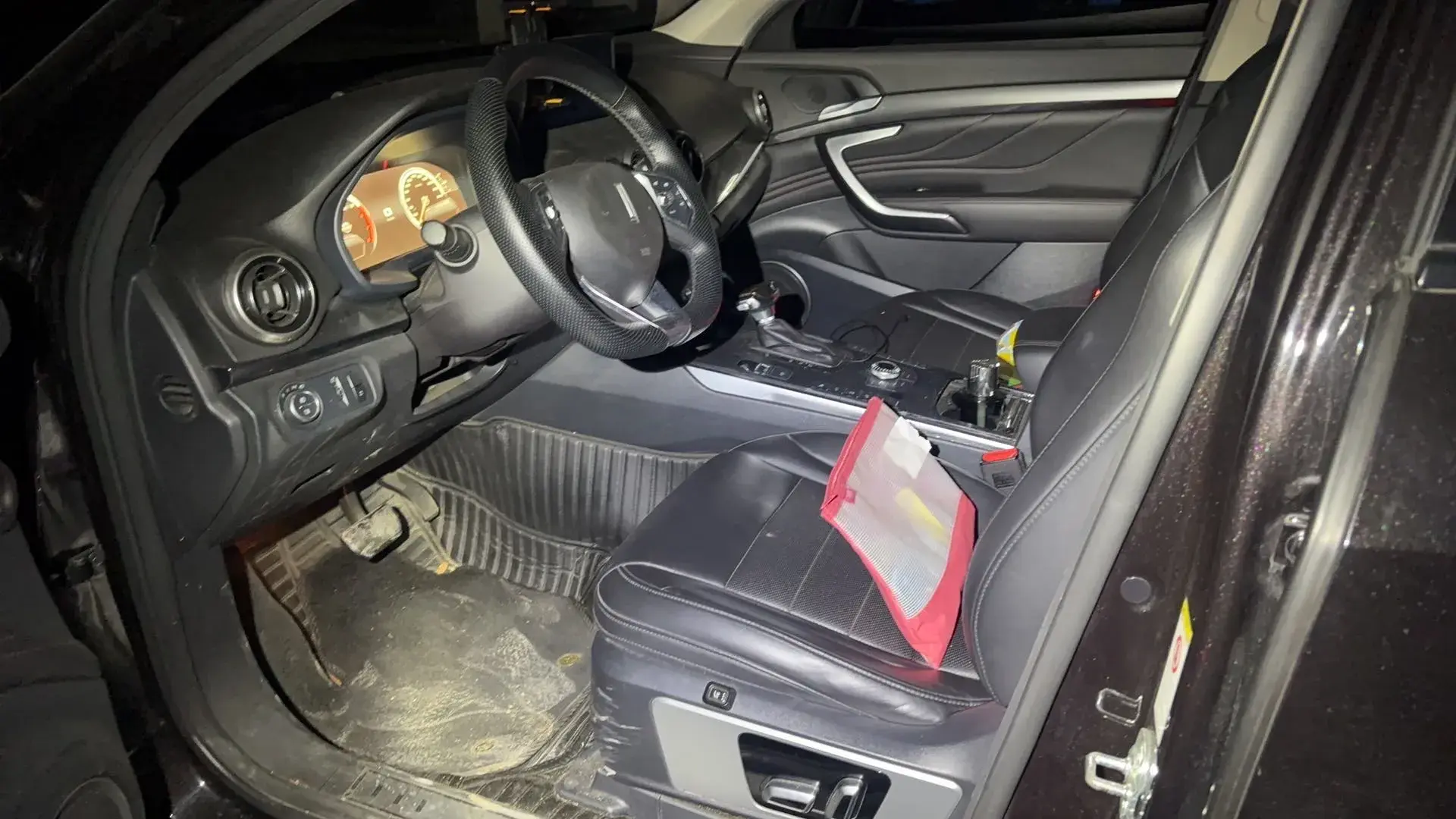 2017 WEY VV5 thumbnail 3