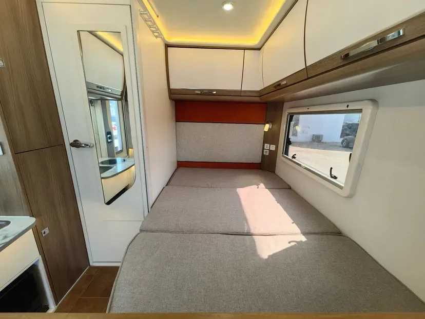 2023 MAXUS V100 RV 2.0T 150HP L4 6AT,autocango,china used car exporter,china ev exporter,chinese used car exporter,chinese used ev exporter