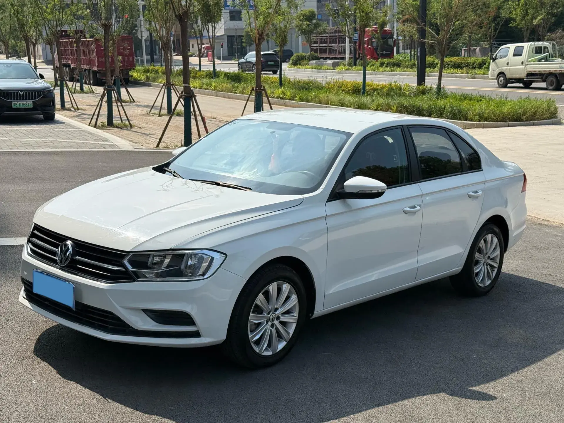 2019 VOLKSWAGEN BORA view 1