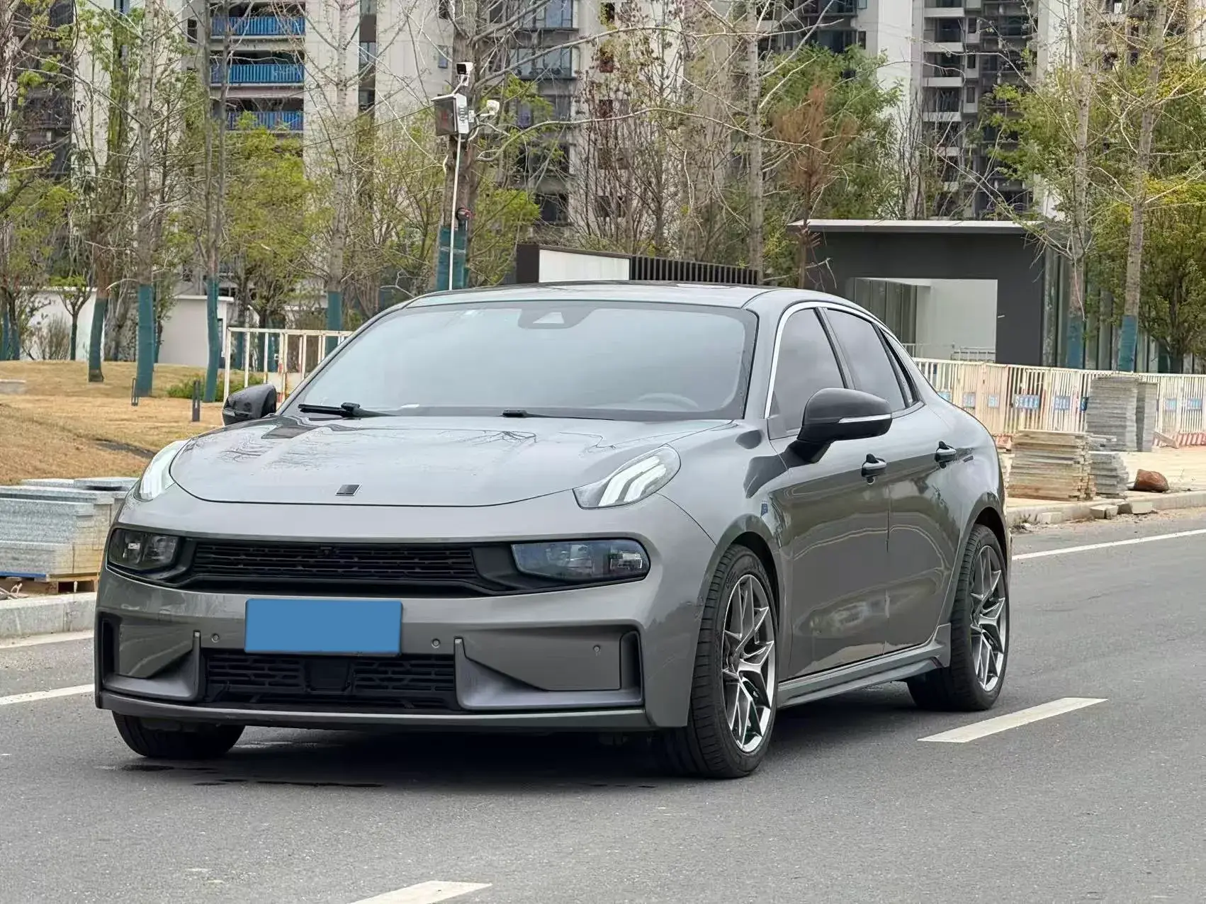 2021 LYNK&CO 03 view 1