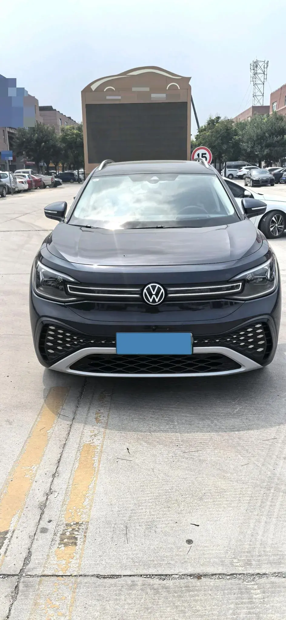 2024 VOLKSWAGEN ID.6 thumbnail 2