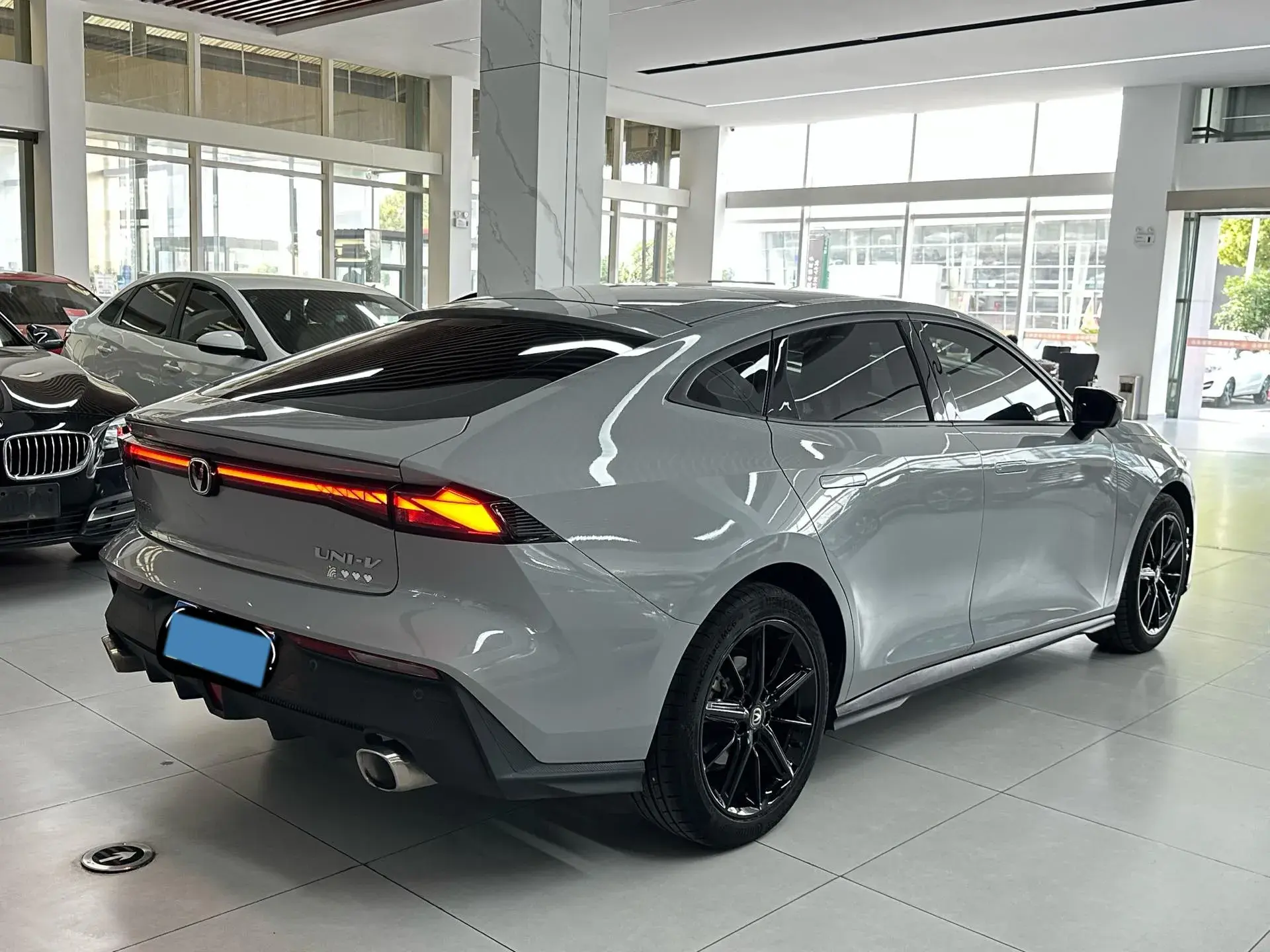 2022 CHANGAN UNI-V thumbnail 4