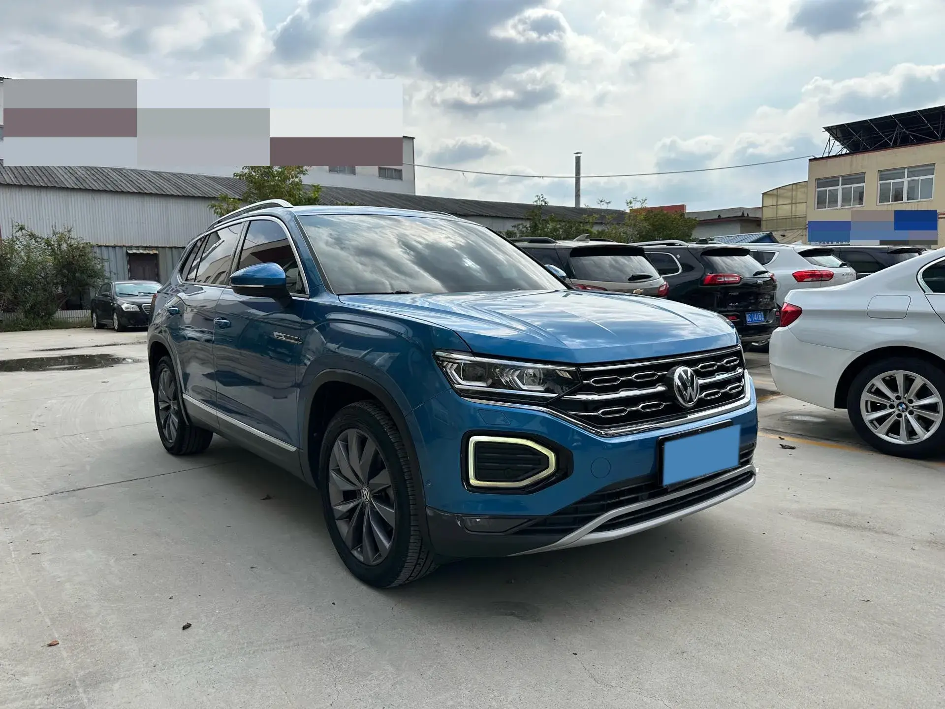 2019 VOLKSWAGEN TAYRON thumbnail 2