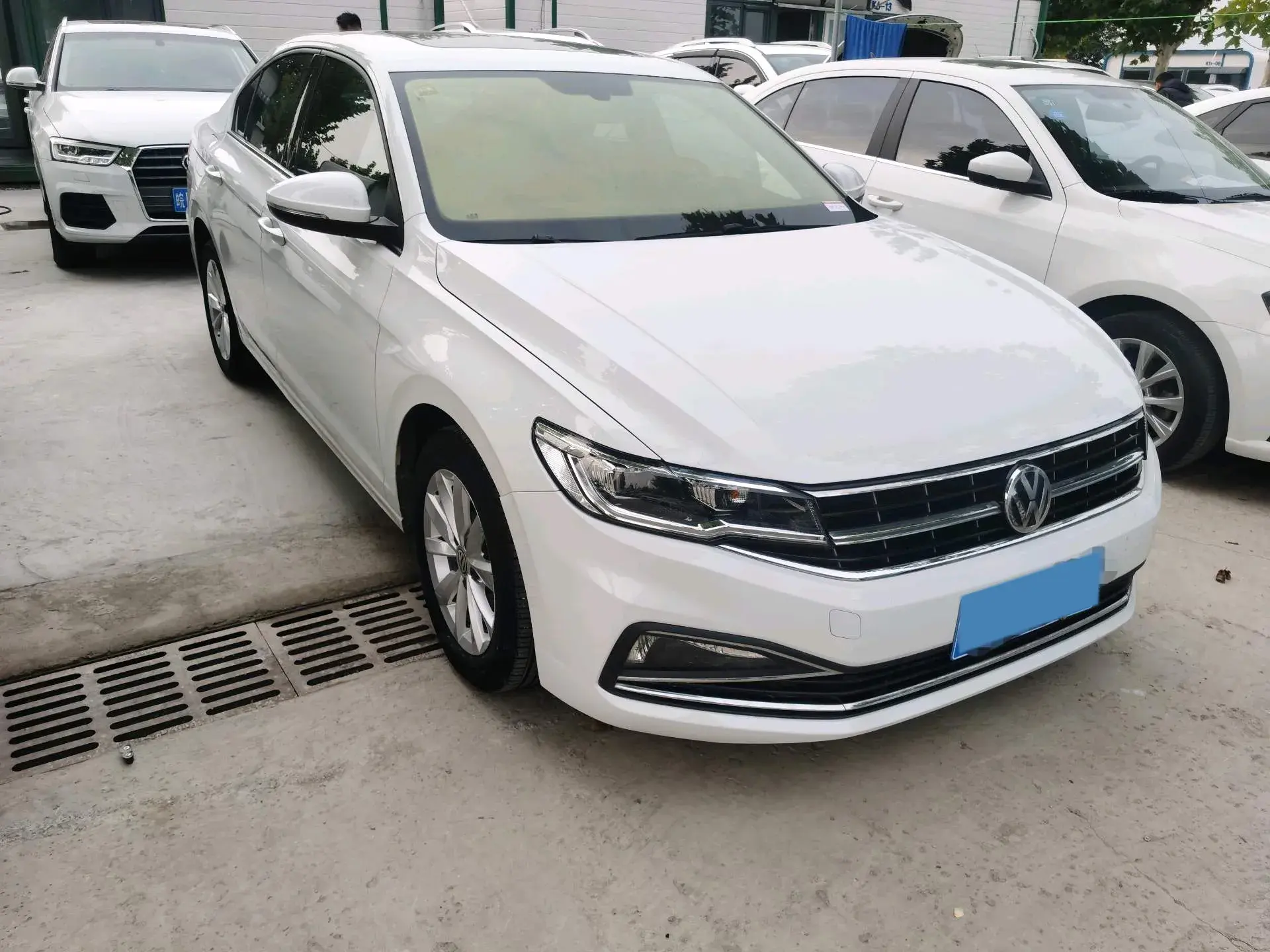 2020 VOLKSWAGEN BORA thumbnail 3