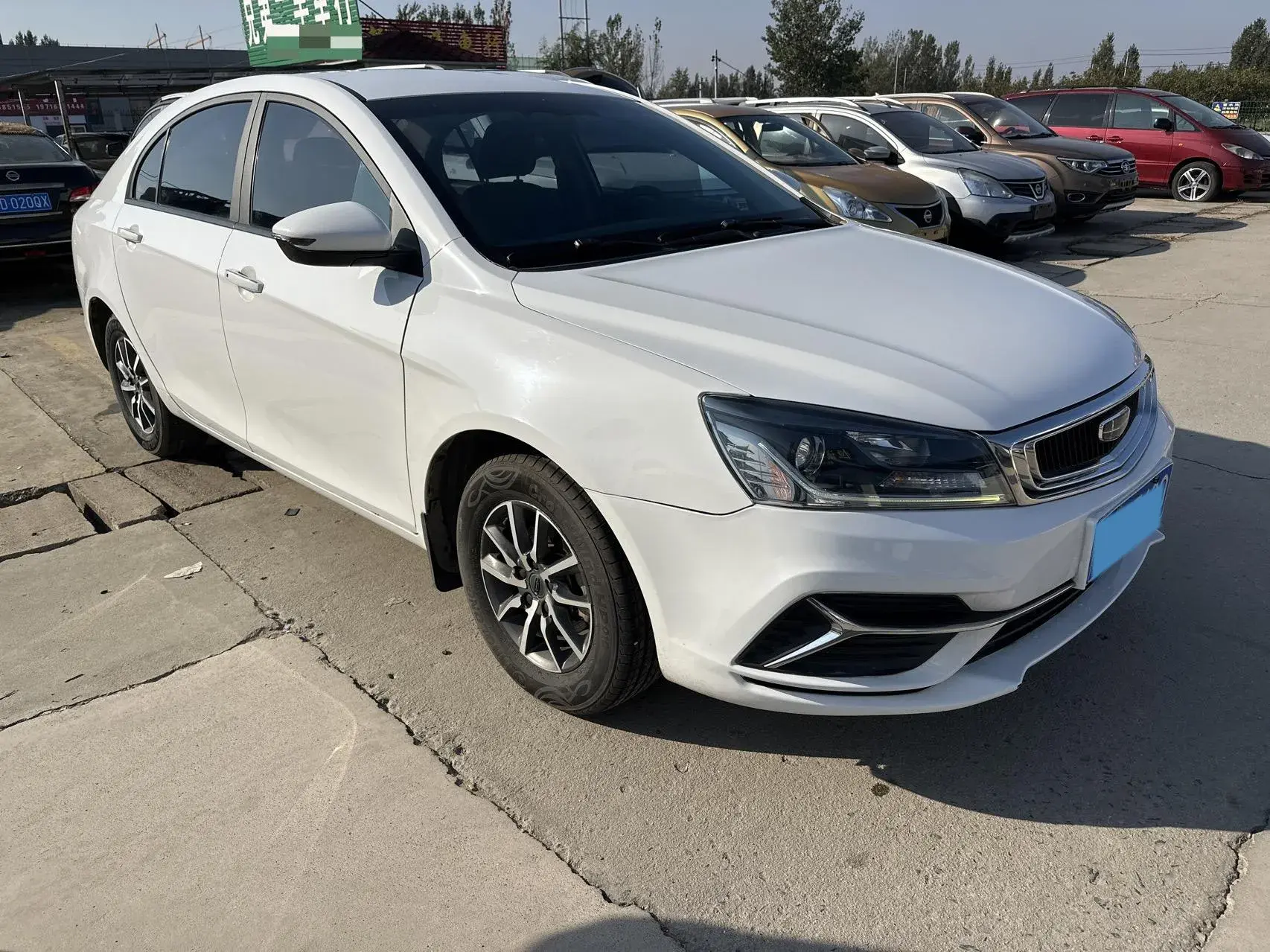 2019 GEELY EMGRAND thumbnail 3
