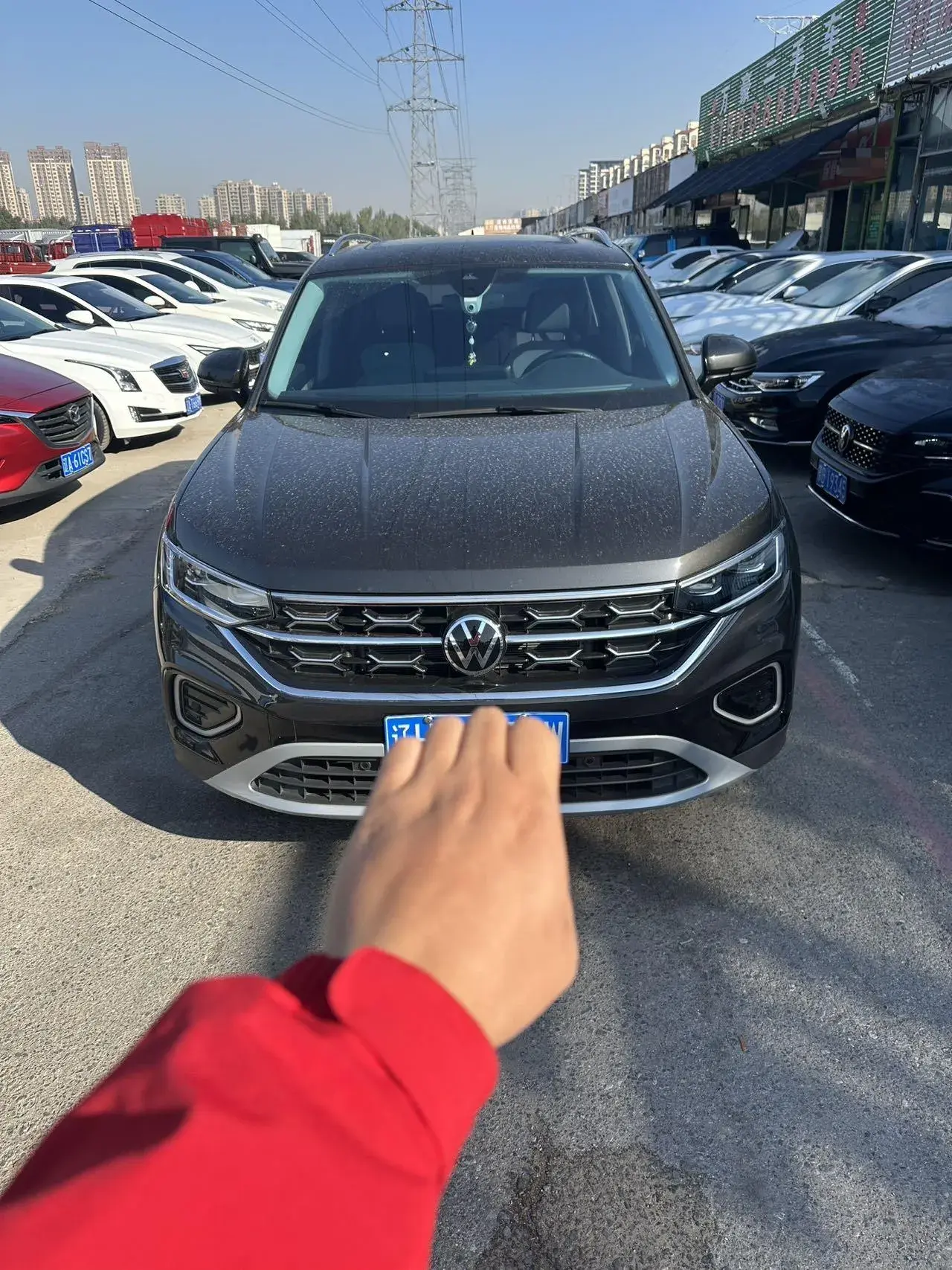 2024 VOLKSWAGEN TAYRON thumbnail 2