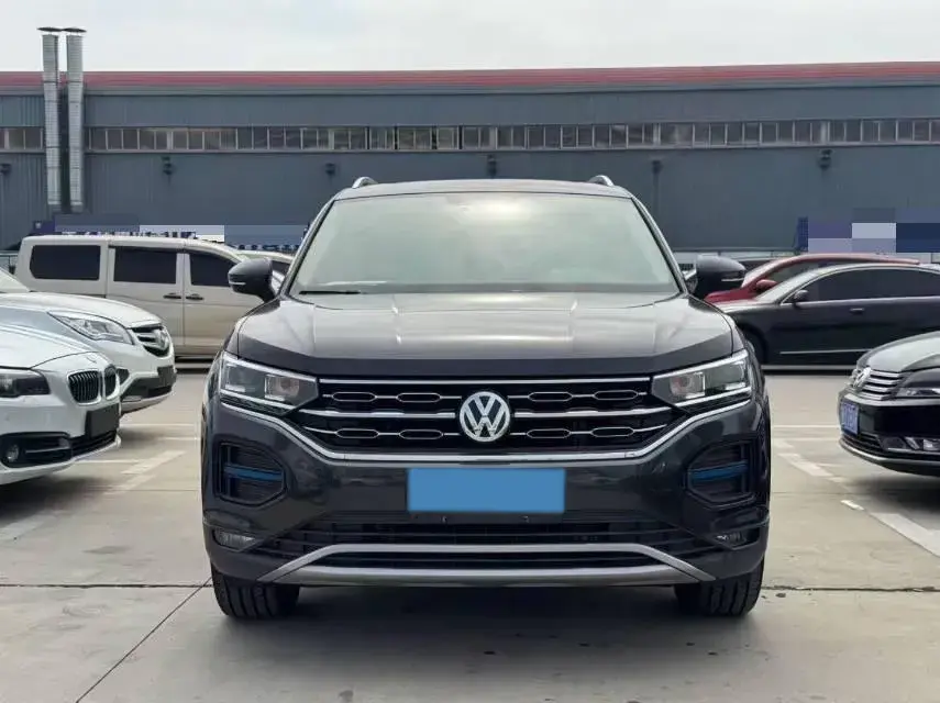 2019 VOLKSWAGEN TAYRON thumbnail 2