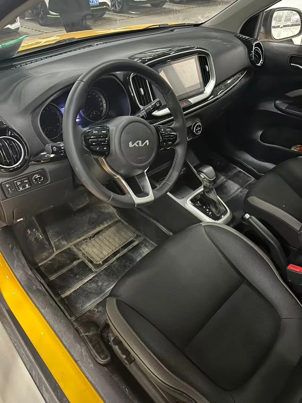 2021 KIA KX1 thumbnail 4