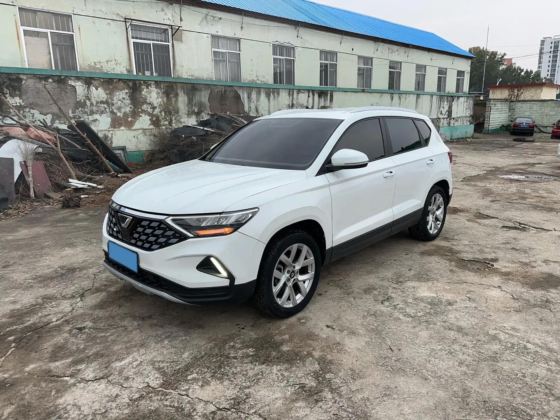 2022 JETTA VS5 view 1