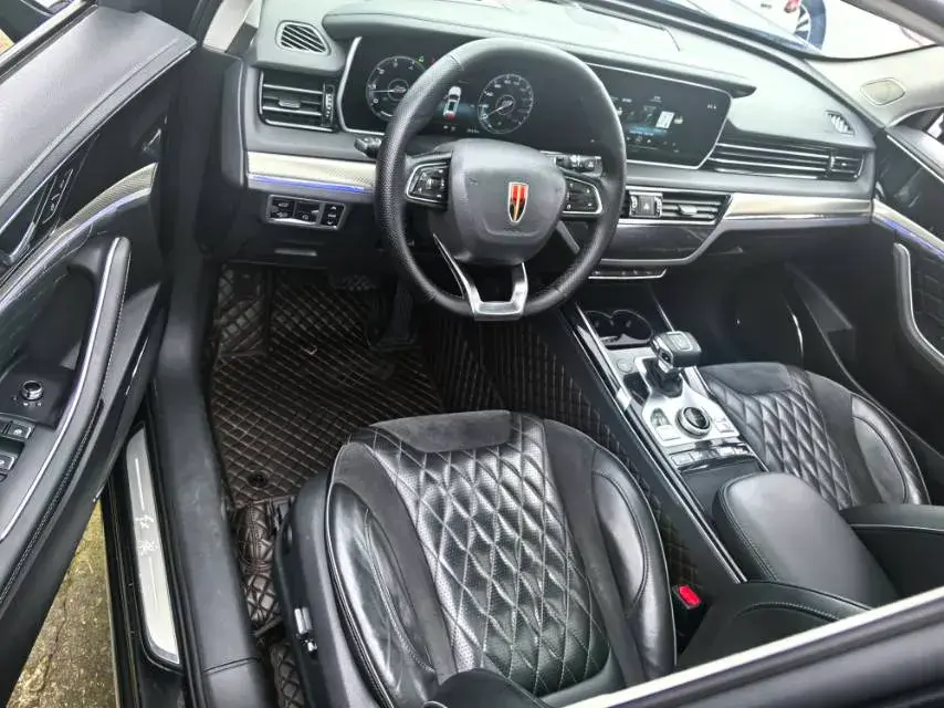 2019 HONGQI HS5 thumbnail 3