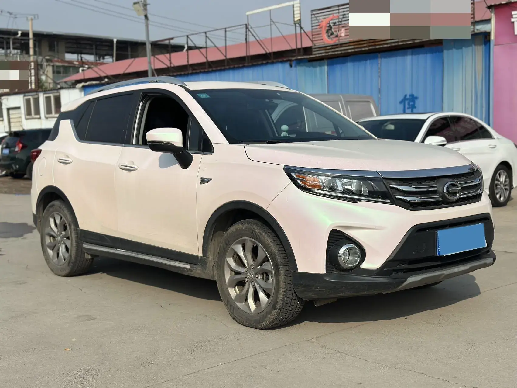 2017 GAC TRUMPCHI thumbnail 3