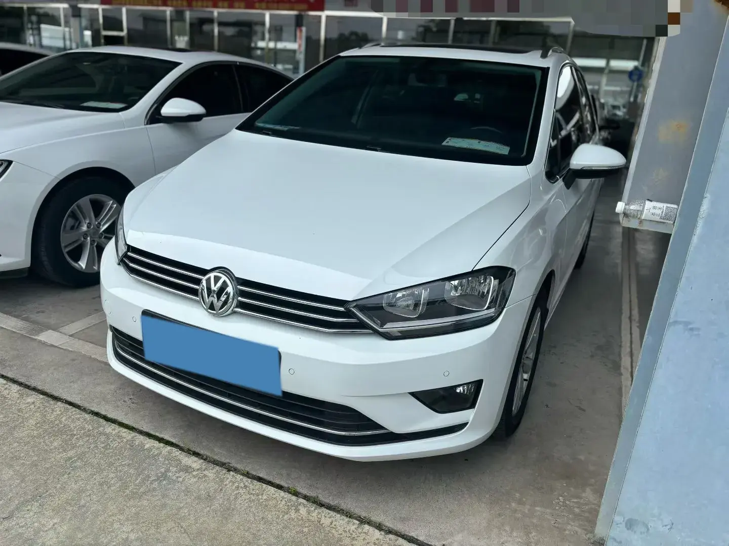 2018 VOLKSWAGEN GOLF view 1