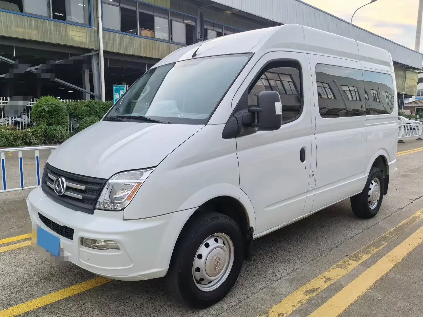 2021 MAXUS XINTU view 1