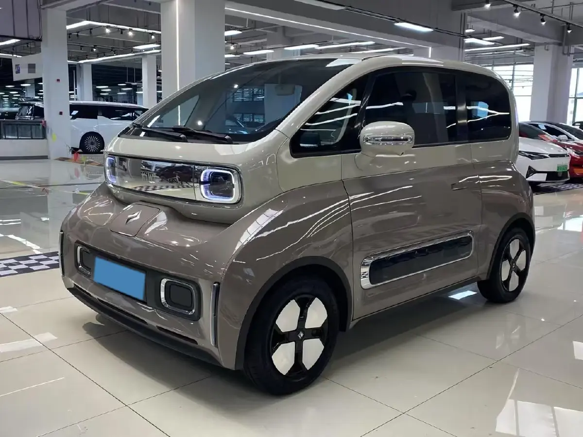 2023 BaoJun KiWi EV BEV 31.7KWH