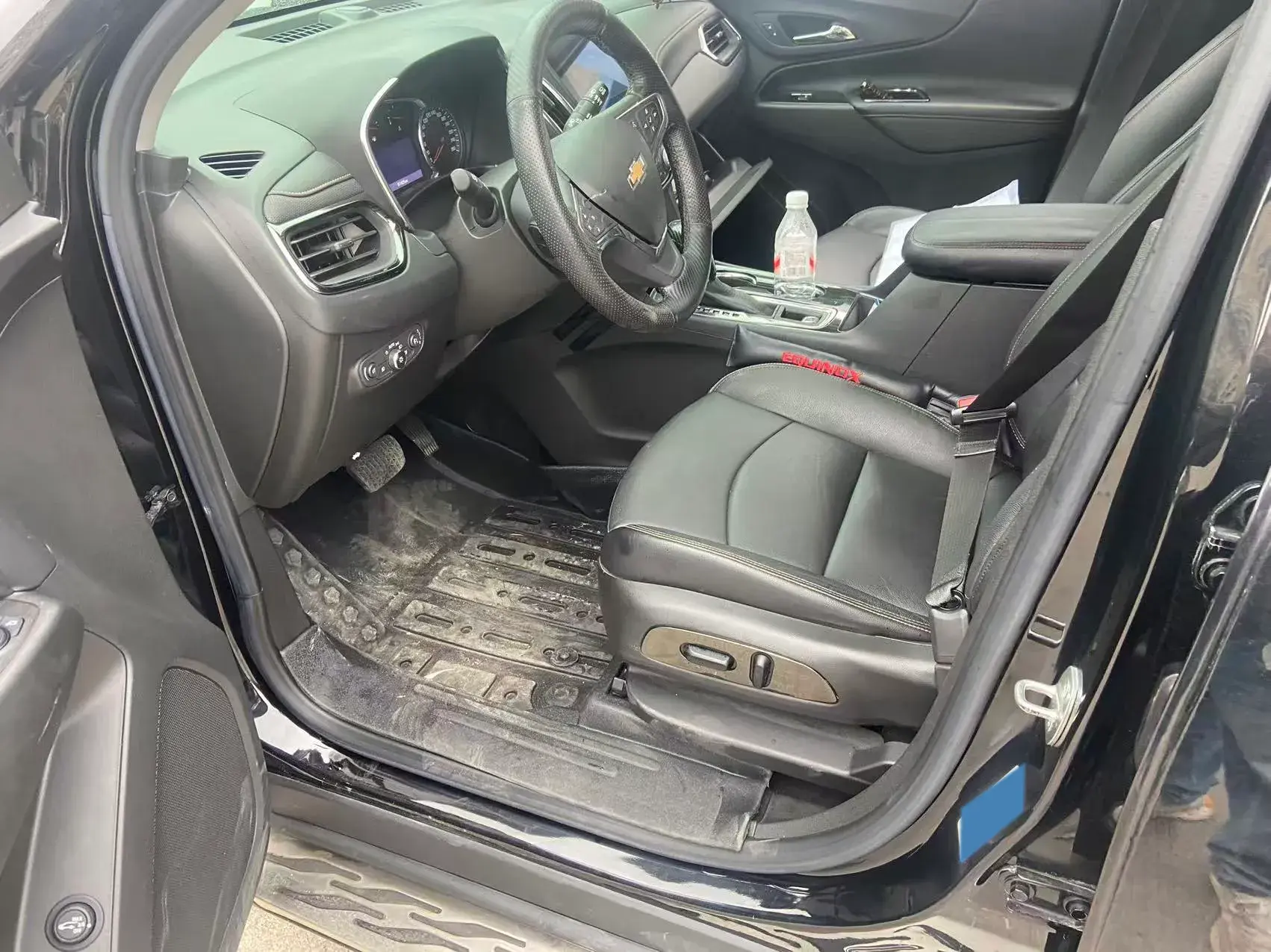 2019 CHEVROLET EQUINOX thumbnail 4