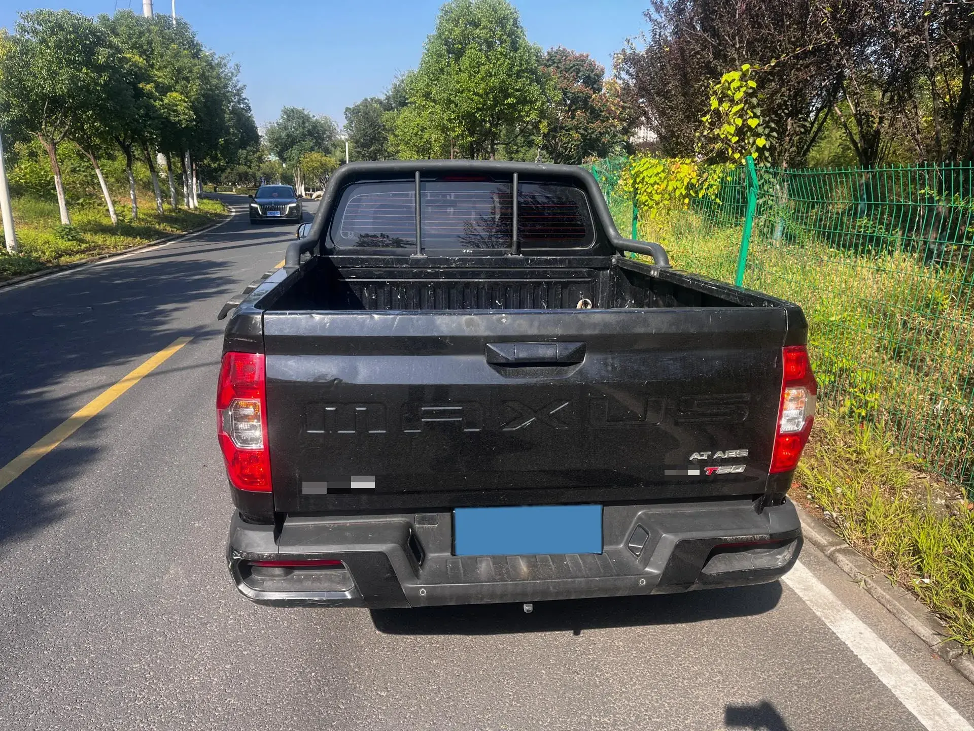 2017 MAXUS T60 thumbnail 3