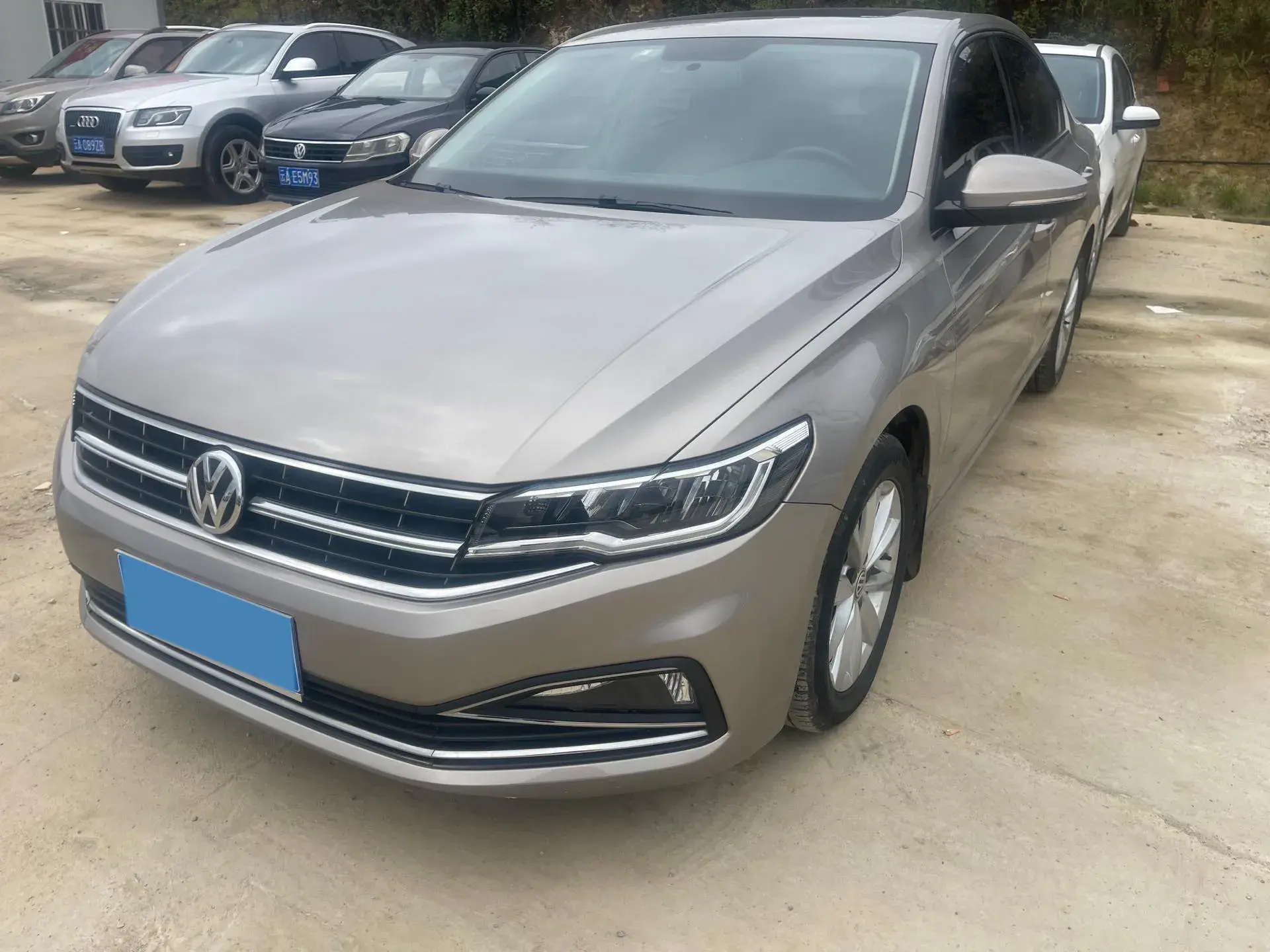 2019 VOLKSWAGEN BORA view 1