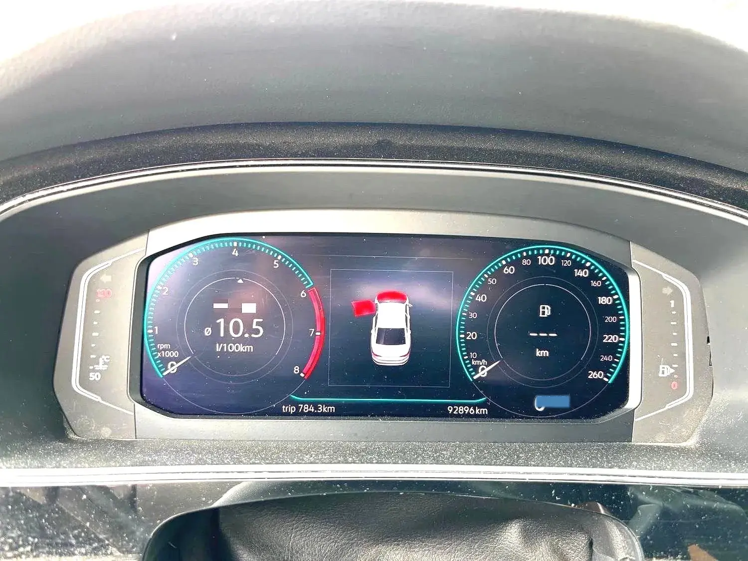 2019 VOLKSWAGEN PASSAT thumbnail 4