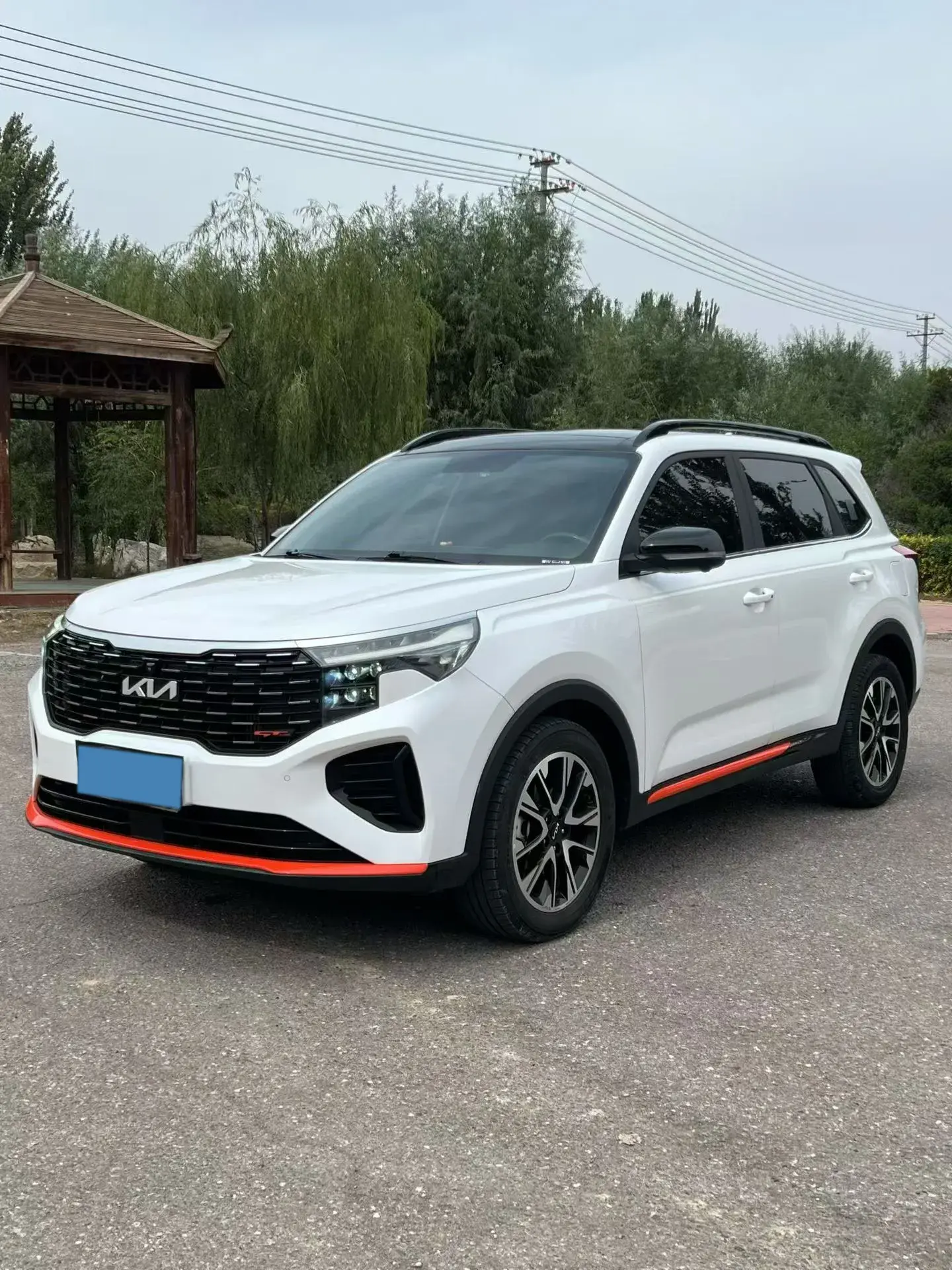 2021 KIA SPORTAGE view 1