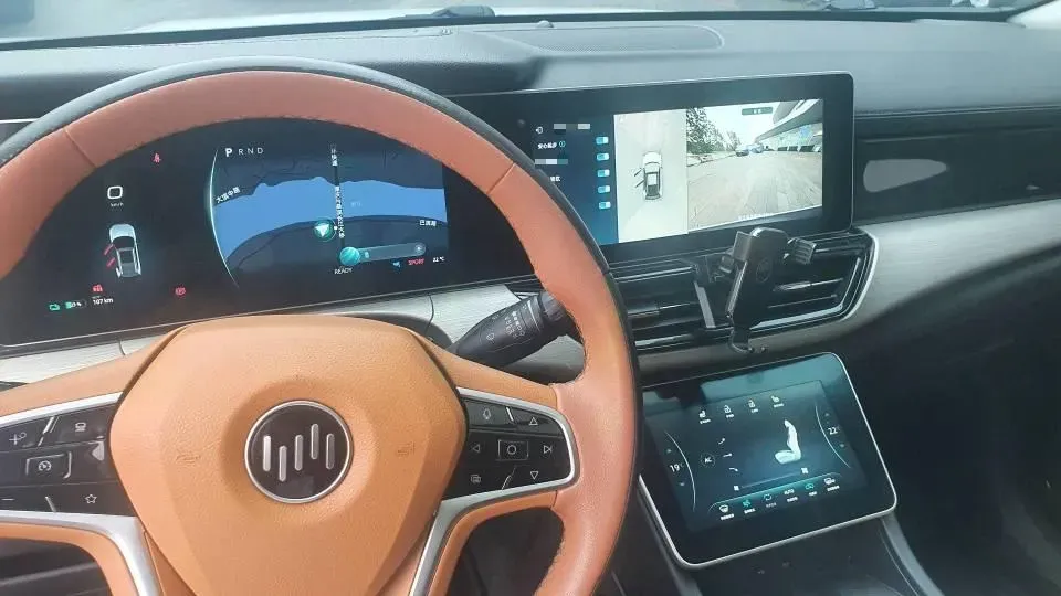 2021 Weltmeister W6 BEV 66.231KWH,autocango,china used car exporter,china ev exporter,chinese used car exporter,chinese used ev exporter