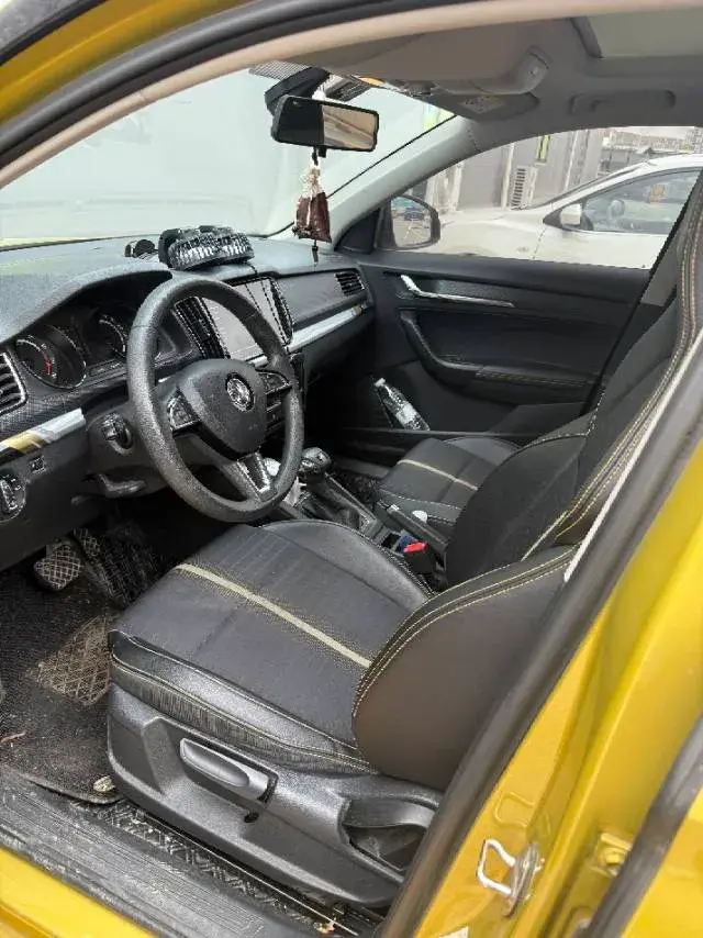 2020 SKODA KAMIQ thumbnail 3