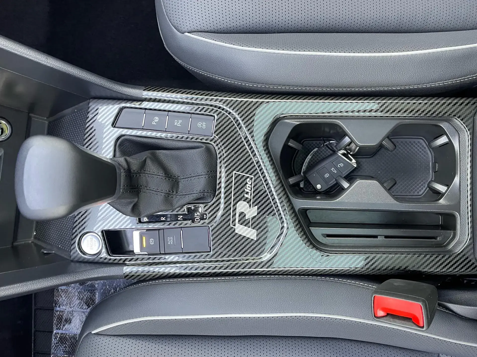 2023 VOLKSWAGEN TIGUAN thumbnail 2