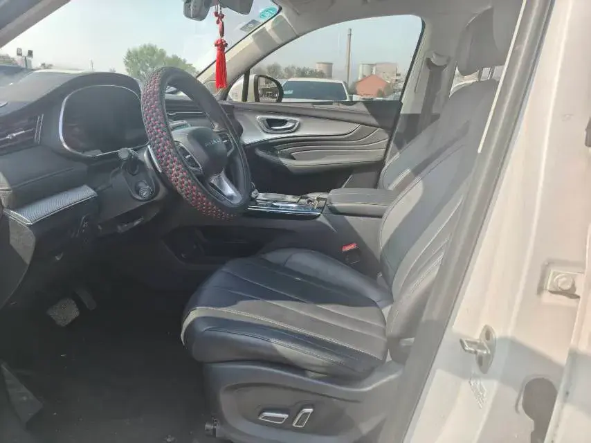 2020 ROEWE I6 thumbnail 4