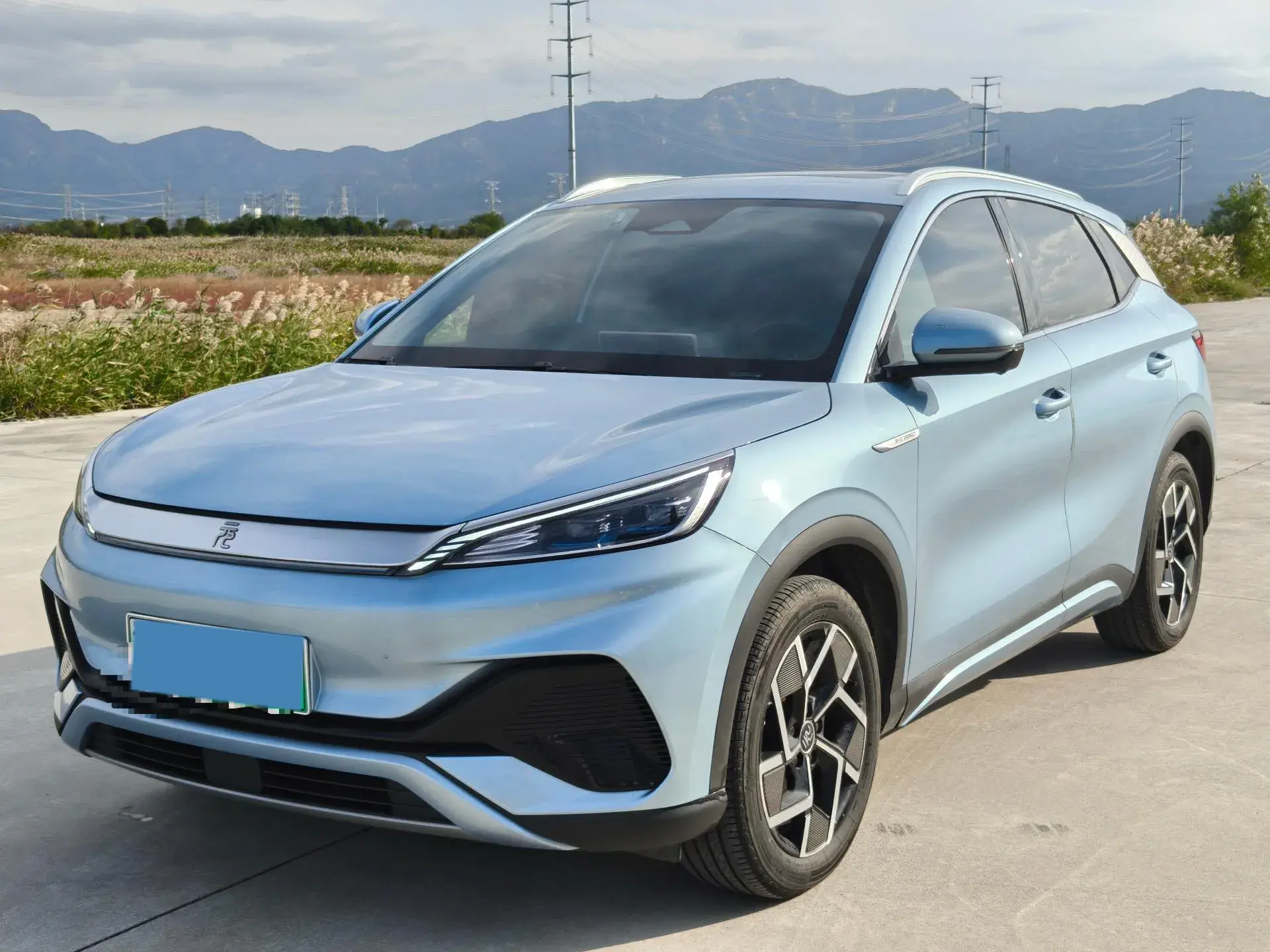 2023 BYD YUAN view 1